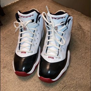 Size 10 Jordan’s
